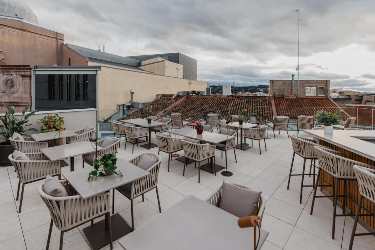 Hotel Petit Luxe Terrassa Exterior photo