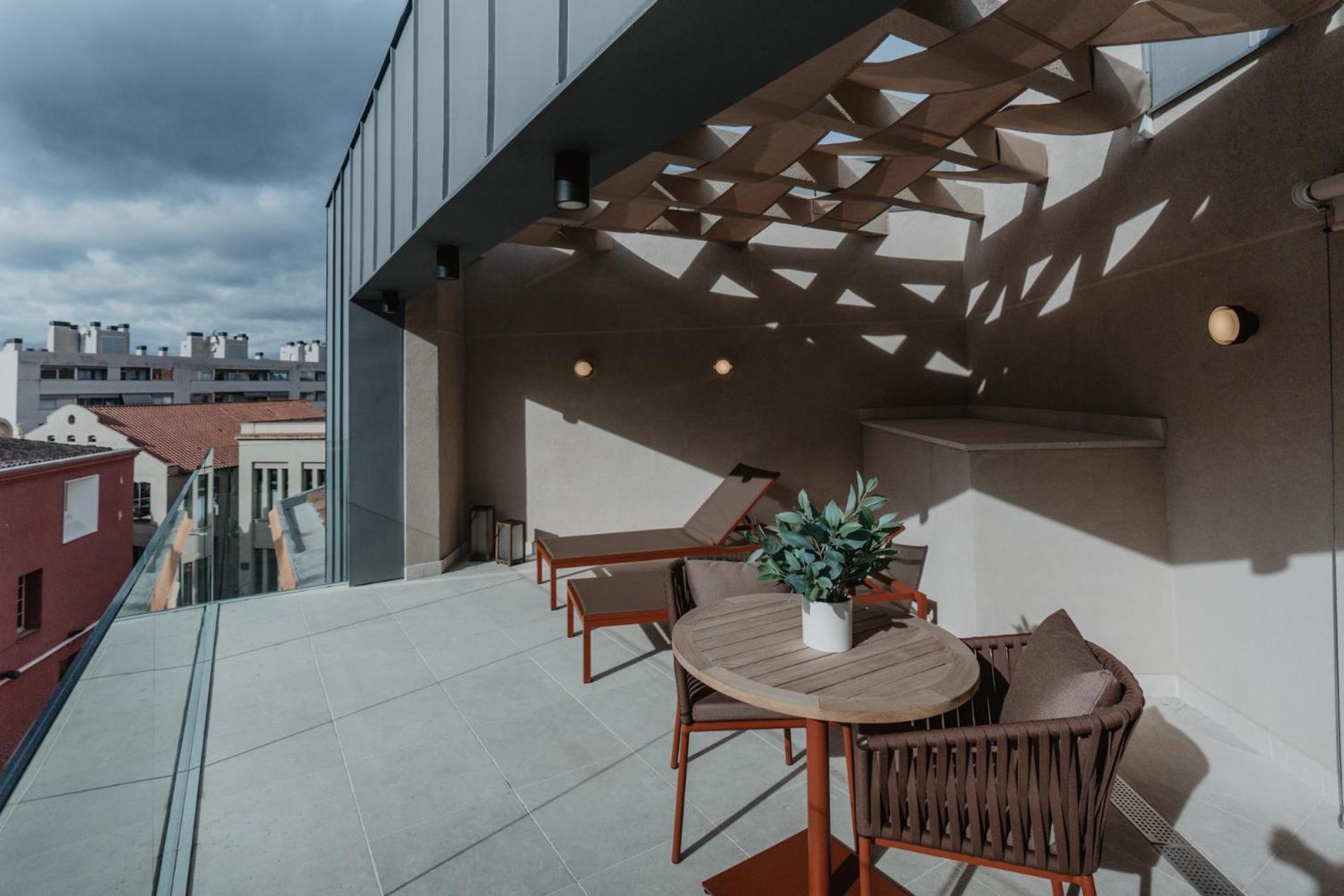 Hotel Petit Luxe Terrassa Exterior photo